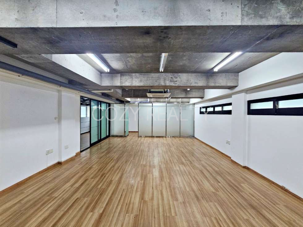 서울 강남구 논현동 CZ 을지병원사거리 이면｜임대 26.7P｜3층 임대 월세 매물번호 11029 사진 3