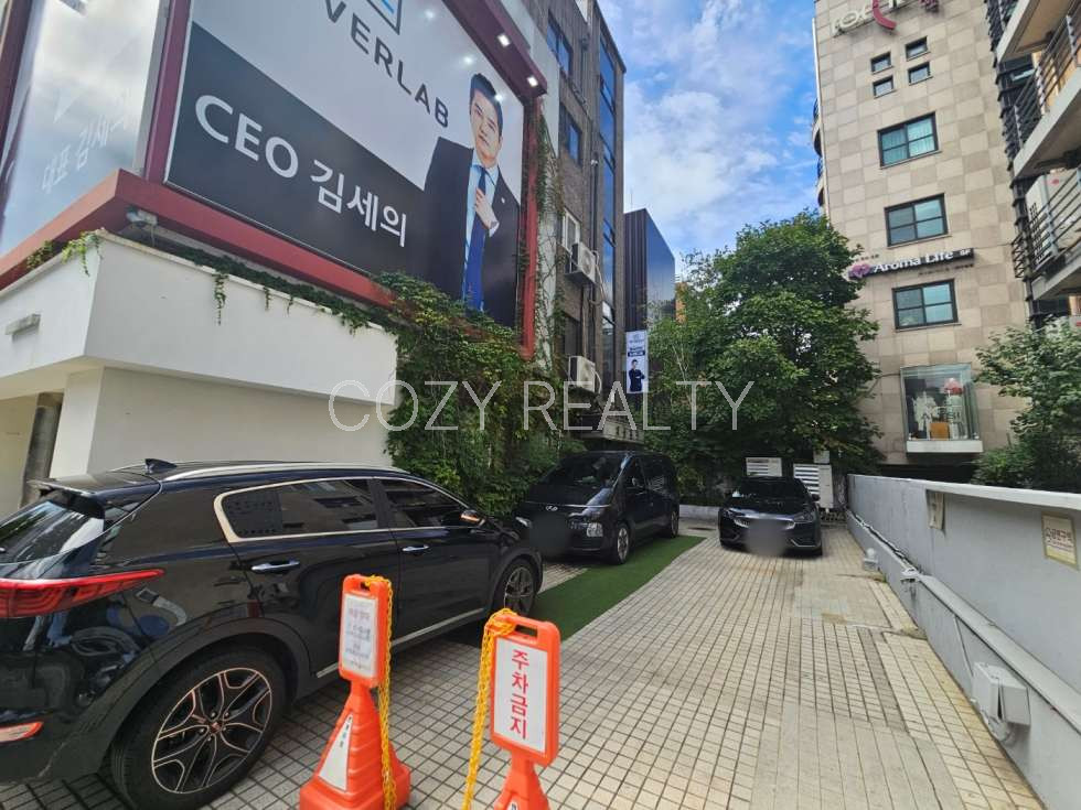 서울 강남구 신사동 1동 CZ 가로수길 메인라인｜전용 36P｜4층 임대 월세 매물번호 12033 사진 11