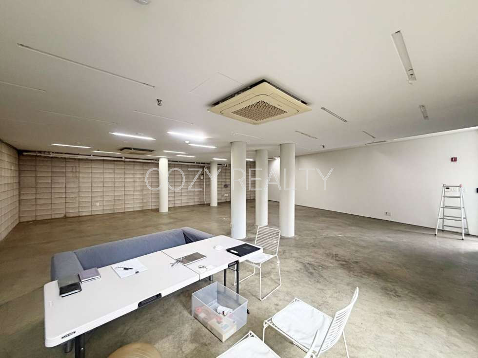 서울 강남구 신사동 S급 컨디션｜전면 통창 인테리어｜바로 입주 가능 월세 매물번호 14954 사진 5