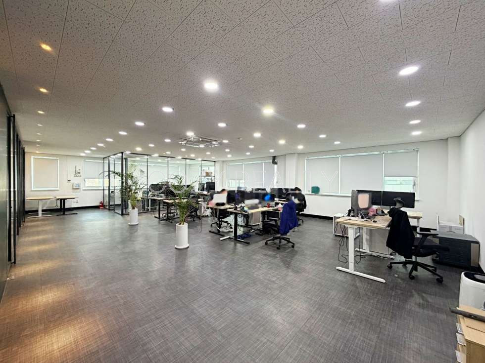 서울 강남구 논현동 감각적인 인테리어 | 합리적인 가격 | 7호선 더블역세권 월세 매물번호 15376 사진 4
